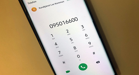 Telefon som visar nummer