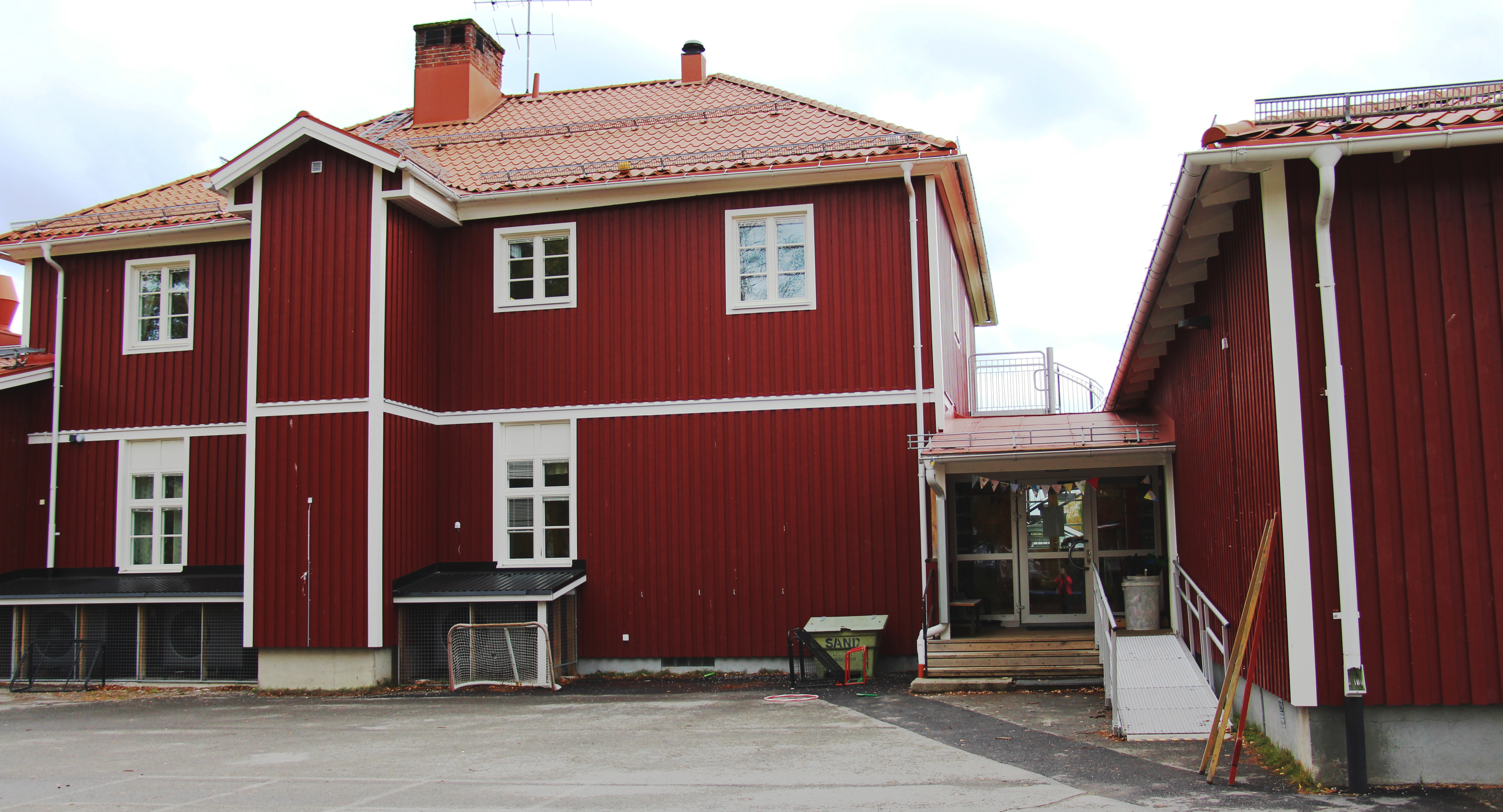 Bild på Hedlundaskolan