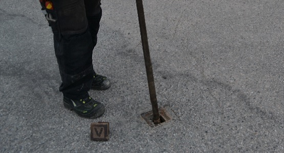 Foto, öppna el stänga ventil